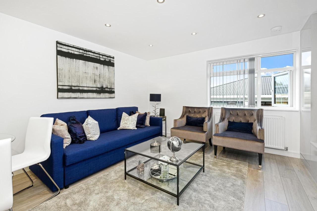 St Martins 2 Bedroom Apartments In Ruislip By 360 Stays Exteriör bild
