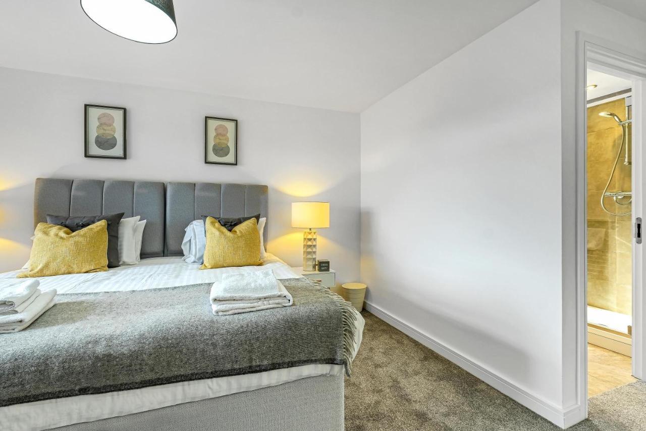 St Martins 2 Bedroom Apartments In Ruislip By 360 Stays Exteriör bild