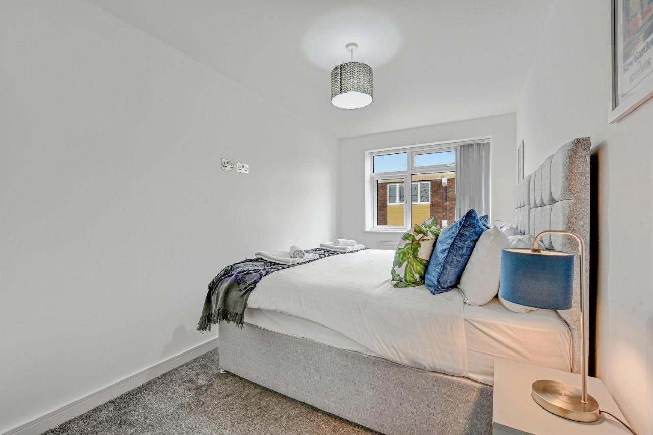 St Martins 2 Bedroom Apartments In Ruislip By 360 Stays Exteriör bild