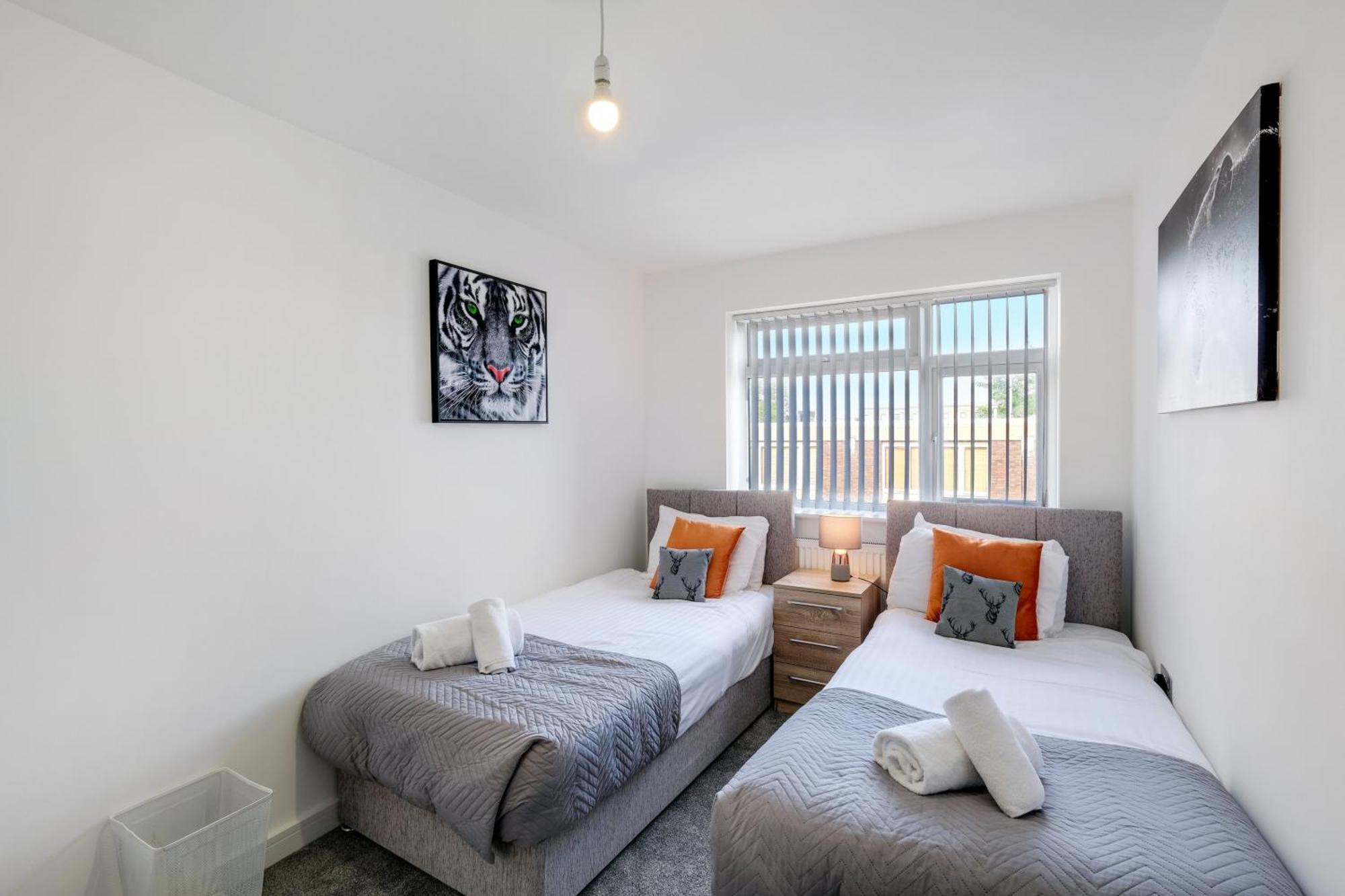 St Martins 2 Bedroom Apartments In Ruislip By 360 Stays Exteriör bild