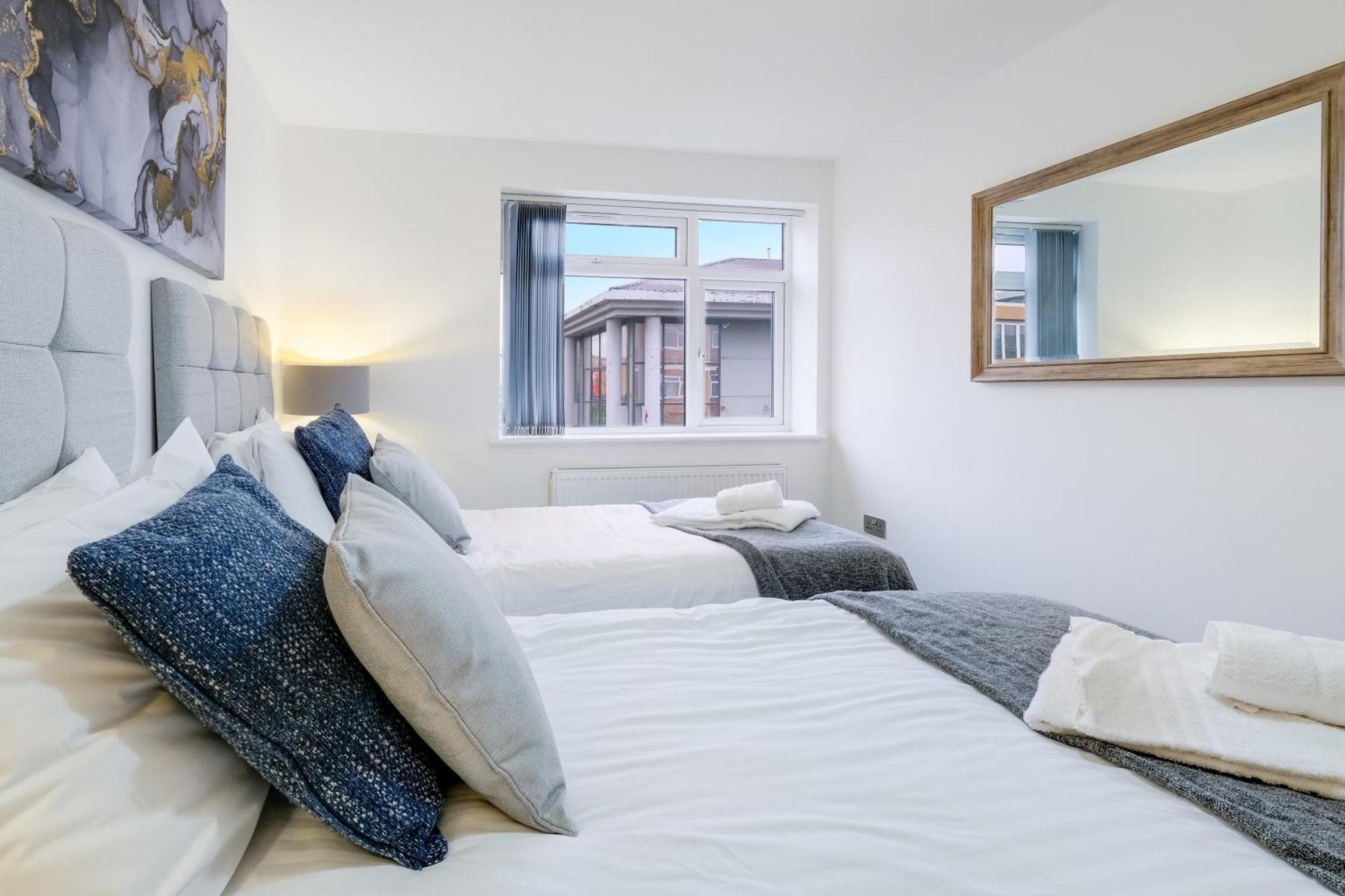 St Martins 2 Bedroom Apartments In Ruislip By 360 Stays Exteriör bild