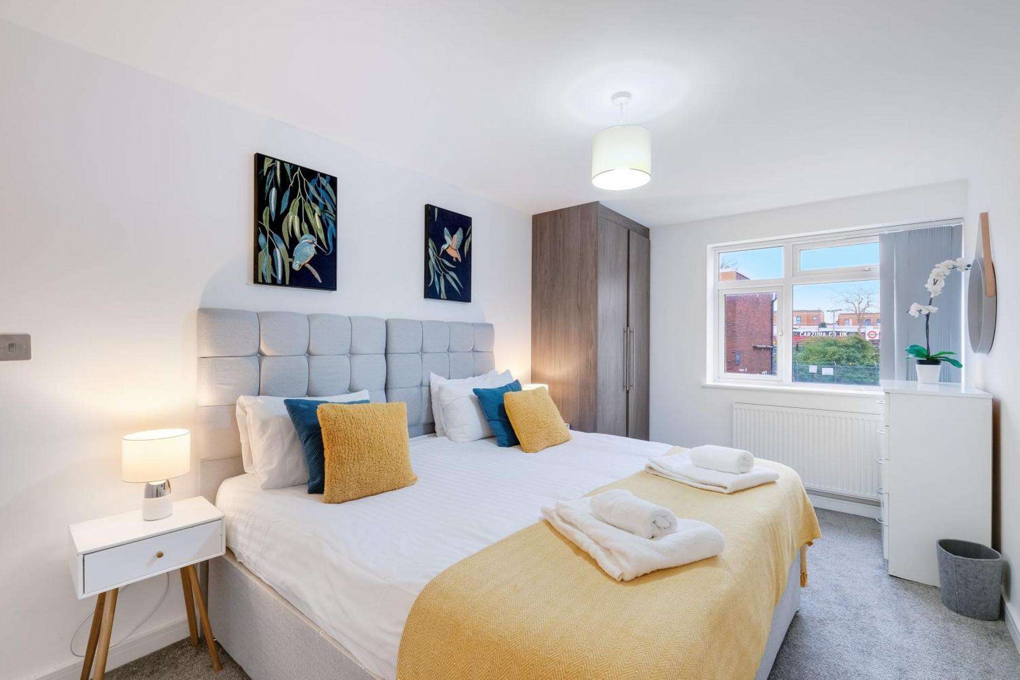 St Martins 2 Bedroom Apartments In Ruislip By 360 Stays Exteriör bild