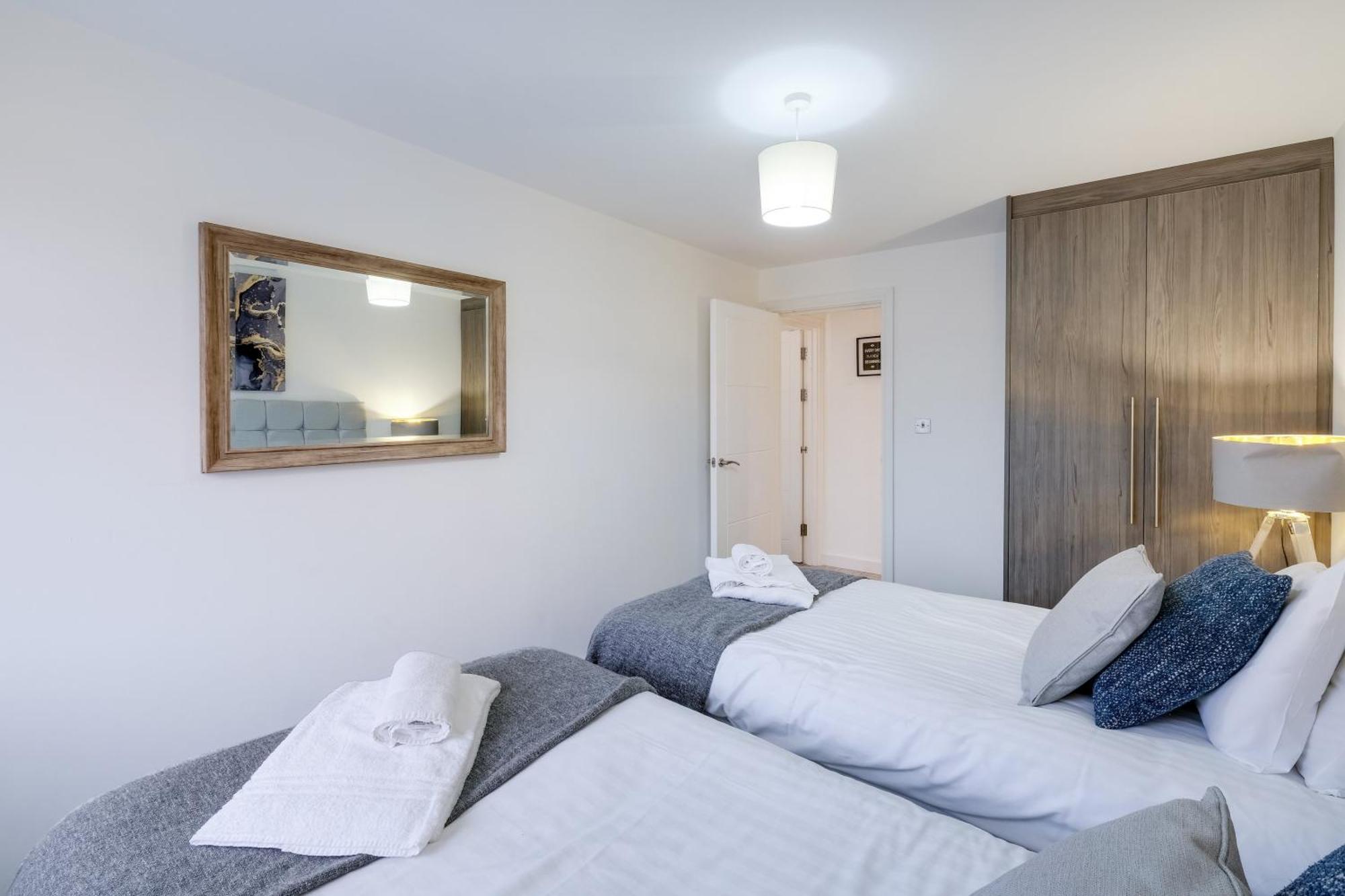 St Martins 2 Bedroom Apartments In Ruislip By 360 Stays Exteriör bild