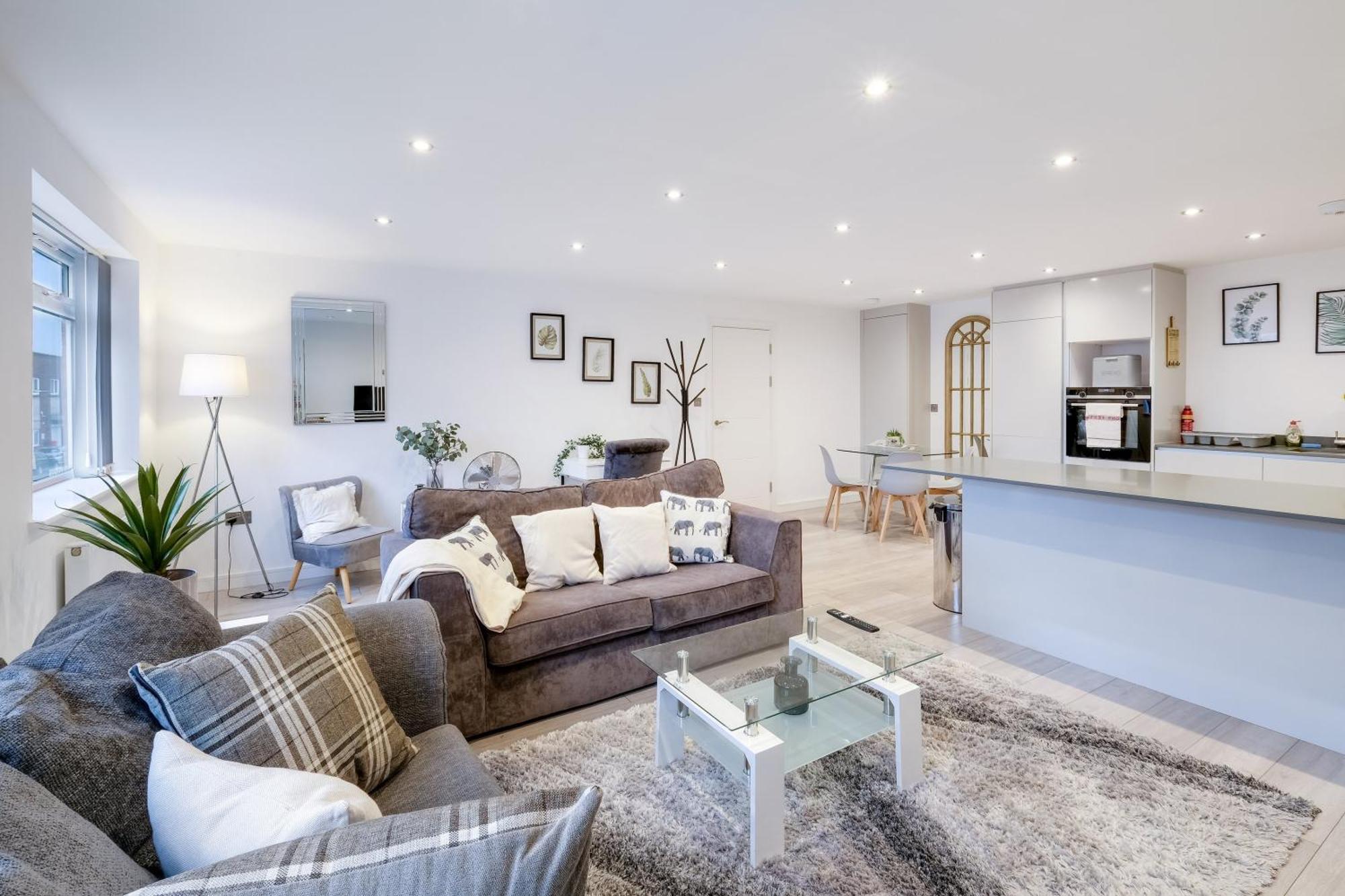 St Martins 2 Bedroom Apartments In Ruislip By 360 Stays Exteriör bild